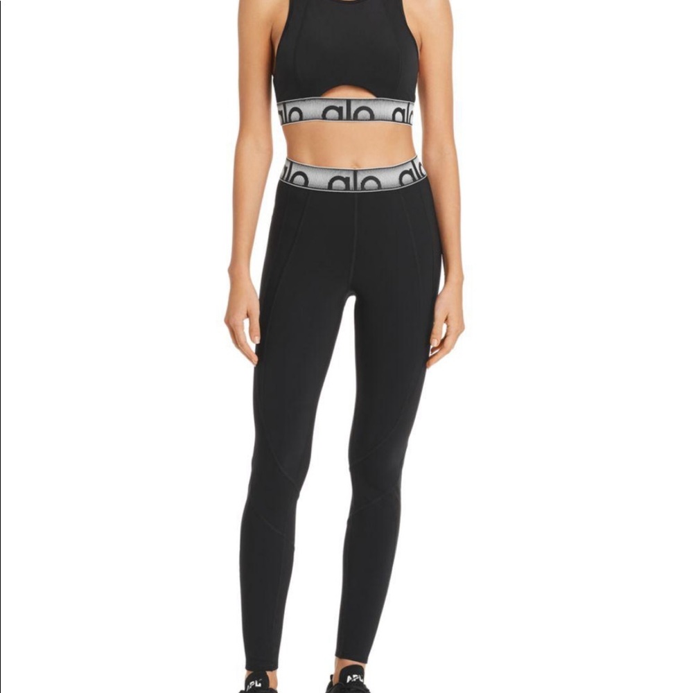 Alo Yoga Velocity Bra & Leggings set size XS